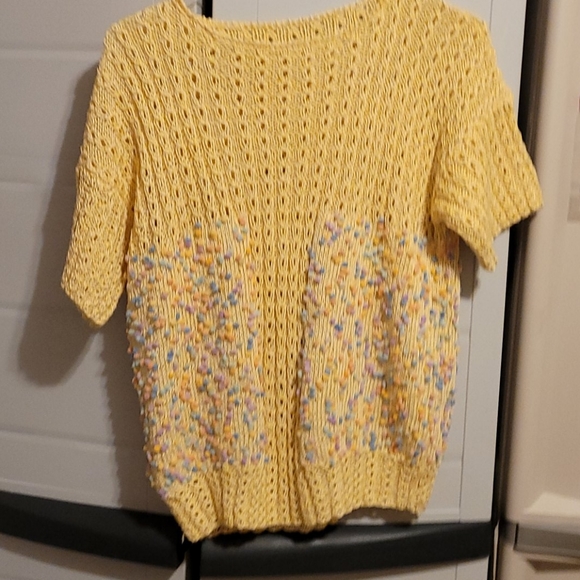 Spring sweater - Picture 2 of 3